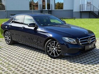 Mercedes-Benz trieda E - informácie v popise