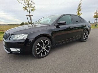 Octavia 3 len 121000km.