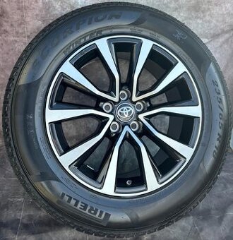 Zimní originální sada alu Toyota Highlander 235/65/18
