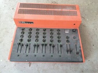 Zosilňovač TESLA  STUDIOMIX 6 - 130