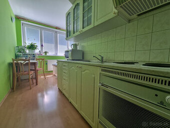 1 IZBOVÝ TEHLOVÝ BYT -BREZOVÁ p.B. VOĽNÝ + ZNALECKÝ POSUDOK