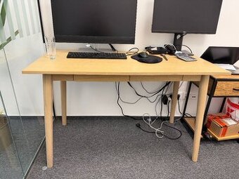 Pracovný stolík THINH