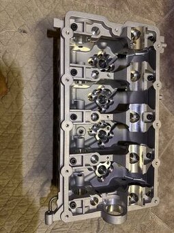 Hlava valcov 16v pumpac nova hlava 2.0tdi