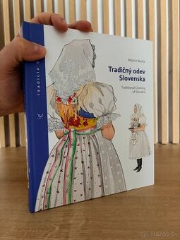Mojmír Benža - Tradičný odev Slovenska
