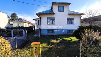 RODINNÝ DOM v centre Dlhého nad Cirochou