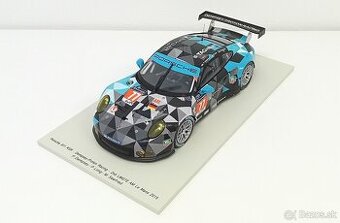 1:18 Spark Porsche 911 RSR 24h Le mans 2015