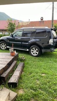 Mitsubushi pajero IV