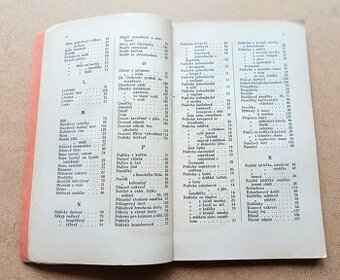 Kuchařská kniha z roku 1929, velmi zachovalá