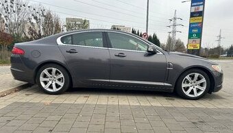 Jaguar XF 2,7 D 152kw naj.197000km