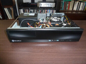 HTPC skrinka Silverstone