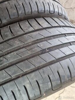 225/50R17 goodyear