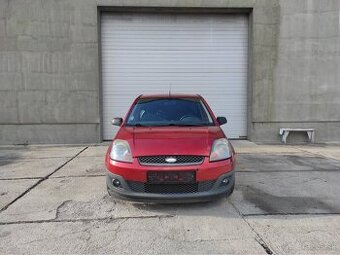 Predám náhradné diely na Ford Fiesta mk6 1,25benzin