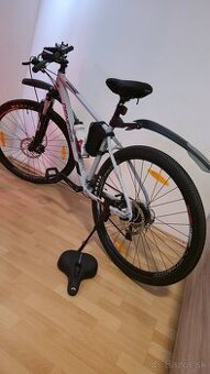 Horský bicykel genesis