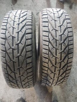 Pneu 205/60R16