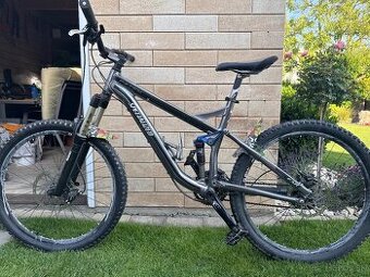 Specialized pitch Pro