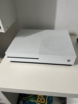 Predam Xbox One S 750GB + 1ks ovladac
