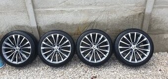 Superb 3 Trinity r19