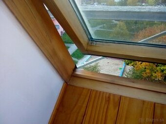 Velux strešné okná 114x118 cm
