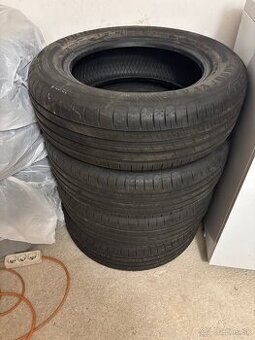 Predám letné pneumatiky Goodyear EfficientGrip