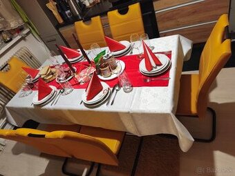 Jedálenský set