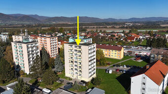 1 - IZBOVÝ PANELOVÝ BYT S BALKÓNOM