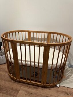 Rastúca detská postieľky + príslušenstvo