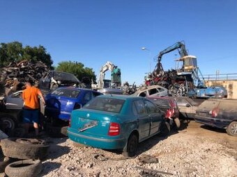 Prijmeme pomocného pracovníka na autovrakovisko