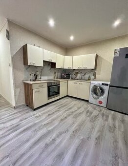 Dvojizbový byt na námestí vo Vranove na predaj