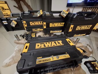 Úplne NOVÉ DeWalt aku. náradie a príslušenstvo