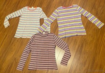 3 pruhované tričká v. 146-152 cm