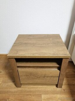 Nočné stolíky