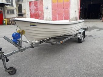 Motorový čln, loď  Any 400