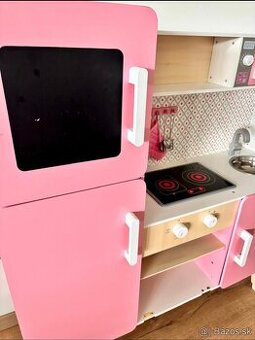 Kuchynka Janod Macaron - ruzova (velka) ZLAVA 70%