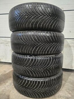 Celoročné Pneu Michel CrossClimate2 235/55 R18 2024