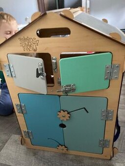 Predám drevený Montesori domček