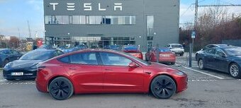 Tesla 3-letné originálne pneumatiky Michelin e Primacy 235.