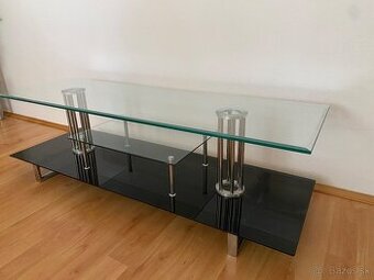 Konferenčný stolík/ stolík pod tv