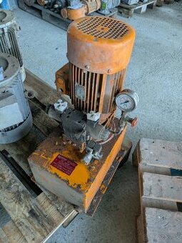Hydraulický agregát s motorom nádržou  1,5 kw 180 bar