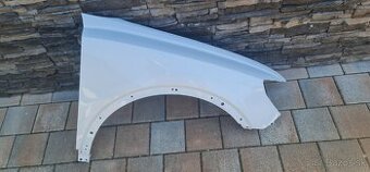 Audi Q3 blatník 2018-