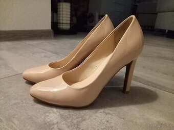 Lodičky Graceland 36