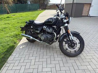 ROYAL ENFIELD SUPER METEOR 650