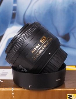Nikon 35mm F1.8G AF-S DX .