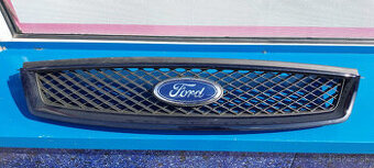 Ford FOCUS - predná maska a predná hmlovka