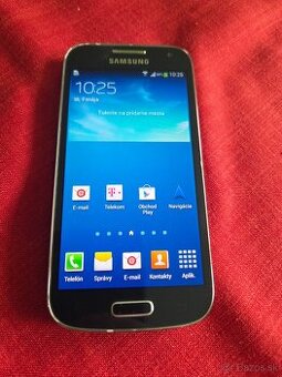 Samsung S4 mini voľný black mist v dobrom stave plne funkčný