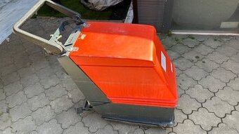 Predam cistiaci Umyvaci stroj Hakomatic funkcny napájaný bat