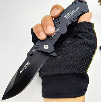 Vreckový nôž BLACK KNIFE s poistkou
