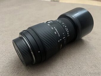 Sigma 70-300mm f4-5,6 APO DG Macro pre Nikon objektív - 1