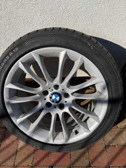245/45 R19 2x + 275/40 R19 2x + BMW M disky