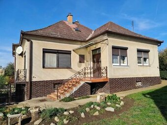 Na predaj 4-izbový rodinný dom v obci Šrobárova