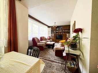 Exkluzívne na predaj 4-izbový rodinný dom, Žilina, REZERVOVA